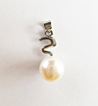 将图片加载到图库查看器,HAPPY000065 PP   9mm Freshwater Pearl Pendant (Black and white colors)