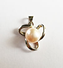 将图片加载到图库查看器,HAPPY000068 PP   9mm Freshwater Pearl Pendant (Pink and purple colors)