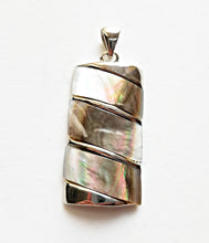 将图片加载到图库查看器,HAPPY000052 SP   3.5X2cm Oyster Shell Pendant (Light black and white colors)