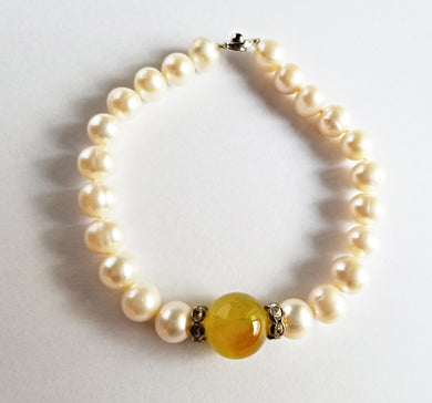 HAPPY000048 PB - GW   7-8mm Freshwater Pearl and Jade Bracelet
