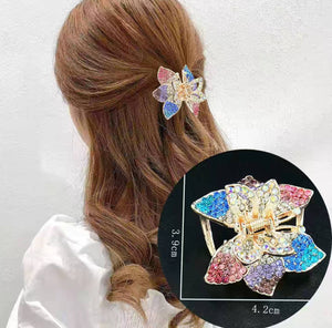 HAPPY000008 HC - B   Midium Butterfly Hair claw  3.7 X 3.7 CM