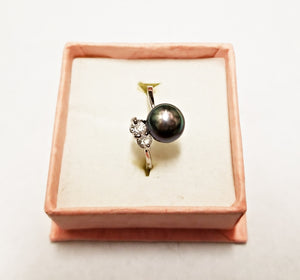 HAPPY000072 PR  7mm Freshwater Pearl Ring (Black and white colors)